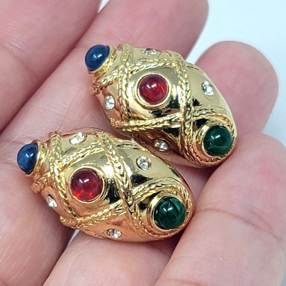 Trifari 1980's Jewels of India Gold Pierced Signed Earrings Vintage Very Rare!
